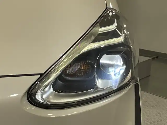 トヨタ シエンタ G クエロ 愛知県 2019(平31)年 4.1万km ホワイトパールクリスタルシャイン 純正ナビ（NSZT-W68T)/（FM/AM/CD・DVD再生/フルセグTV/SD/Bluetooth)/パノラミックビューモニター/トヨタセーフティセンスC/　　-プリクラッシュセーフティ　/　　-レーンディパーチャーアラート/　　-オートマチックハイビーム/両側パワースライドドア　/ビルトインＥＴＣ２．０　/ＬＥＤヘッドライト/LEDフォグランプ　/クリアランスソナー　/先行車発進告知/アイドリングストップ/ドライブレコーダー/USB端子/プッシュスタート/　　-スマートキー/純正フロアマット