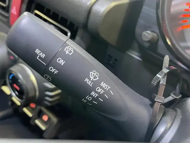 スズキ ジムニー XC 島根県 2022(令4)年 2.2万km ブルーイッシュブラックパール3 オーディオレス　/４WD/スマートキー　/前席シートヒーター/クルーズコントロール　/衝突軽減ブレーキ/レーンアシスト　/オートライト/純正ＬＥＤヘッドライト　/純正１６インチアルミホイール