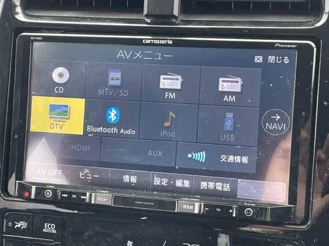 トヨタ プリウス Sセーフティプラス 茨城県 2018(平30)年 3.9万km ホワイトパールクリスタルシャイン 社外9インチナビ（AM/FM/Bluetooth接続/CD/DVD/フルセグTV）/バックカメラ/ETC/スマートキー/トヨタセーフティセンス/パーキングアシスト/前方ドライブレコーダー/純正モデリスタエアロ/社外フロアマット/ステアリングスイッチ/オートマチックハイビーム/レーンキープアシスト/前後コーナーセンサー/衝突被害軽減システム/横滑り防止装置