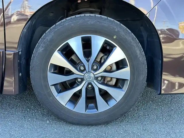 日産 セレナ ハイウェイスター 静岡県 2017(平29)年 3.9万km インペリアルアンバーP 純正7インチナビ/（FM/AM/iPod/SD/CD/DVD/Bluetooth）/ドラレコ前後/ETC/クルーズコントロール/コーナーセンサー前後/オートライト/LEDヘッドライト/純正フロアマット/両側電動スライドドア/パーキングアシスト/VDC/・VDC機能/・TCS（トラクションコントロールシステム）機能/・ブレーキLSD（リミテッドスリップデフ）機能