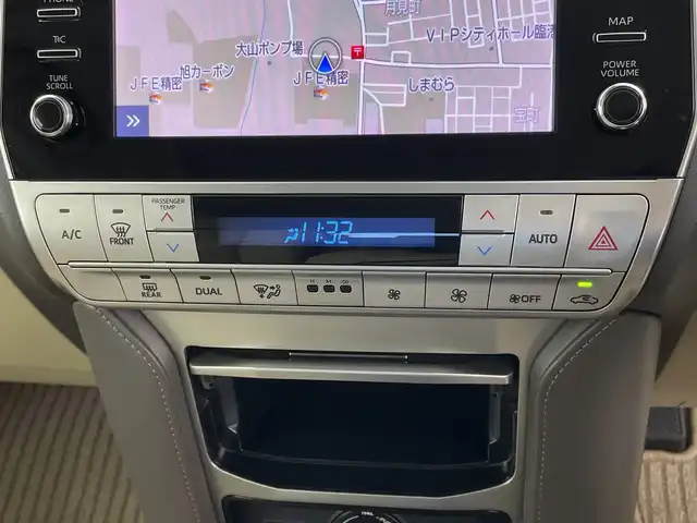 トヨタ ランドクルーザー プラド TX Lパッケージ 新潟県 2023(令5)年 3.3万km ホワイトパールクリスタルシャイン モデリスタエアロ/サンルーフ/ベージュ革シート/メーカーOPナビ/全方位カメラ（フロント/サイド/リア）/プリクラッシュセーフティ/レーダークルーズコントロール/レーンキープアシスト/パーキングサポートブレーキ/ビルトインETC2.0/前後ドライブレコーダー/エアシート/シートヒーター/オートライト/オートハイビーム/LEDヘッドライト/プッシュスタート/ウッドコンビステアリング/ステアリングスイッチ/オートドアミラー/ウィンカーミラー/フロアマット/ドアバイザー