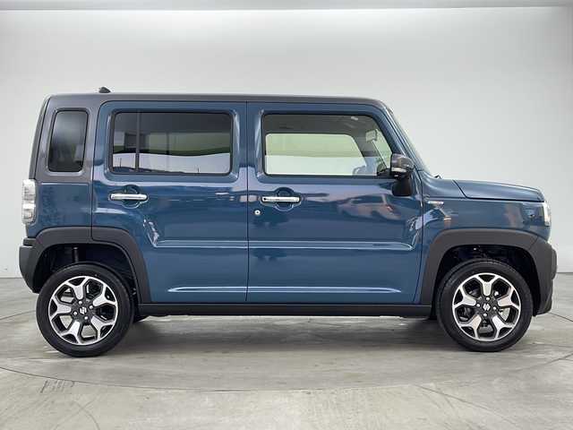 スズキ ハスラー HYBRID X 兵庫県 2025(令7)年 0.1千km デニムブルー ガンメタリック 2トーン ・登録済未使用車/・純正９インチ全方位モニター付きナビゲーション/TV/DVD/CD/スマートフォン連携/Bluetooth/・全方位モニター/・デュアルカメラブレーキサポート/・誤発進抑制機能後退時ブレーキサポート/・後方誤発進抑制機能/・リヤパーキングセンサー/・車線逸脱警報機能/・車線逸脱抑制機能/・ふらつき警報機能/・先行車発進お知らせ機能/・アダプティブクルーズコントロール/・標識認識機能/・ハイビームアシスト/・LEDヘッドライト/・オートライト/・前席シートヒーター/・純正15インチアルミホイール/・プッシュスタート/・スマートキー/・アイドリングストップ