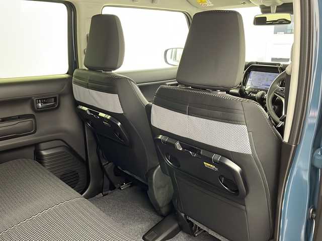 スズキ ハスラー HYBRID X 兵庫県 2025(令7)年 0.1千km デニムブルー ガンメタリック 2トーン ・登録済未使用車/・純正９インチ全方位モニター付きナビゲーション/TV/DVD/CD/スマートフォン連携/Bluetooth/・全方位モニター/・デュアルカメラブレーキサポート/・誤発進抑制機能後退時ブレーキサポート/・後方誤発進抑制機能/・リヤパーキングセンサー/・車線逸脱警報機能/・車線逸脱抑制機能/・ふらつき警報機能/・先行車発進お知らせ機能/・アダプティブクルーズコントロール/・標識認識機能/・ハイビームアシスト/・LEDヘッドライト/・オートライト/・前席シートヒーター/・純正15インチアルミホイール/・プッシュスタート/・スマートキー/・アイドリングストップ