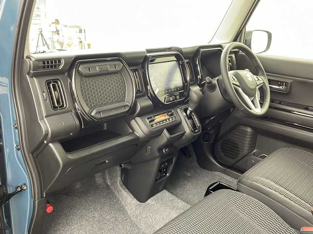 スズキ ハスラー HYBRID X 兵庫県 2025(令7)年 0.1千km デニムブルー ガンメタリック 2トーン ・登録済未使用車/・純正９インチ全方位モニター付きナビゲーション/TV/DVD/CD/スマートフォン連携/Bluetooth/・全方位モニター/・デュアルカメラブレーキサポート/・誤発進抑制機能後退時ブレーキサポート/・後方誤発進抑制機能/・リヤパーキングセンサー/・車線逸脱警報機能/・車線逸脱抑制機能/・ふらつき警報機能/・先行車発進お知らせ機能/・アダプティブクルーズコントロール/・標識認識機能/・ハイビームアシスト/・LEDヘッドライト/・オートライト/・前席シートヒーター/・純正15インチアルミホイール/・プッシュスタート/・スマートキー/・アイドリングストップ