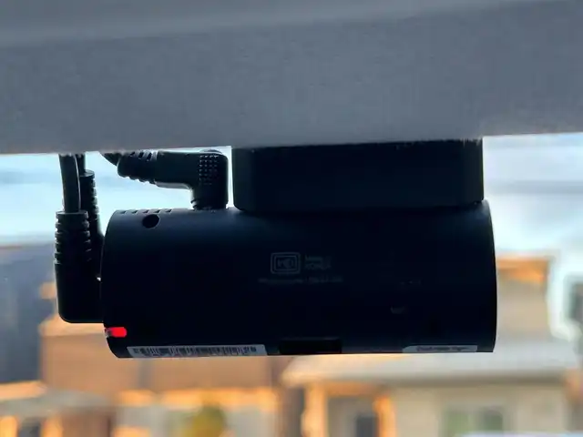 フォルクスワーゲン アップ！ ハイアップ！ 兵庫県 2019(令1)年 7.2万km 紺 ワンオーナー/Composition Phone/(AM/FM/Bluetooth)/クルーズコントロール/シティエマージェンシーブレーキ/オートライトシステム/ETC/前後ドライブレコーダー/D/Nシートヒーター/純正フロアマット/純正アルミホイール/横滑り防止/アイドリングストップ/スペアキー1本/ISOFIX/新車時保証書