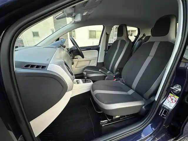 フォルクスワーゲン アップ！ ハイアップ！ 兵庫県 2019(令1)年 7.2万km 紺 ワンオーナー/Composition Phone/(AM/FM/Bluetooth)/クルーズコントロール/シティエマージェンシーブレーキ/オートライトシステム/ETC/前後ドライブレコーダー/D/Nシートヒーター/純正フロアマット/純正アルミホイール/横滑り防止/アイドリングストップ/スペアキー1本/ISOFIX/新車時保証書