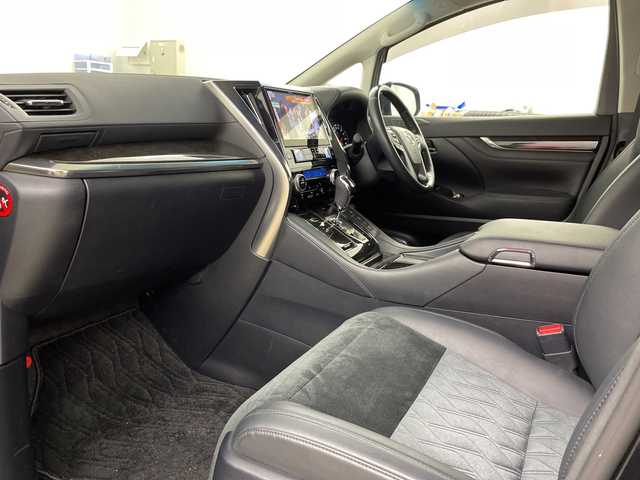 トヨタ アルファード S Cパッケージ 道央・札幌 2016(平28)年 3.9万km スパークリングブラックパールクリスタルシャイン ・4WD/モデリスタエアロ/・ALPINEナビ　/・BT/CD/DVD/SD/フルセグ/・バックカメラ/・フリップダウンモニター/・両側パワースライドドア/・レーダークルーズコントロール/・パワーバックドア/・社外前方ドライブレコーダー/・電動パーキング/・ビルトインETC/・ステアリングスイッチ/ヒーター/・LEDオートライト/フォグランプ/・ハーフレザーシート/・パワーシート/シートポジションメモリー/・MTモード付AT/・スマートキー/プッシュスタート/・電動格納ミラー/ウィンカーミラー