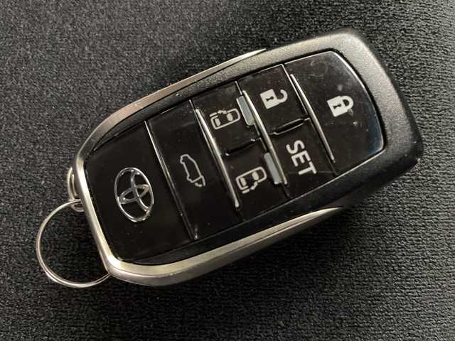 トヨタ アルファード S Cパッケージ 道央・札幌 2016(平28)年 3.9万km スパークリングブラックパールクリスタルシャイン ・4WD/モデリスタエアロ/・ALPINEナビ　/・BT/CD/DVD/SD/フルセグ/・バックカメラ/・フリップダウンモニター/・両側パワースライドドア/・レーダークルーズコントロール/・パワーバックドア/・社外前方ドライブレコーダー/・電動パーキング/・ビルトインETC/・ステアリングスイッチ/ヒーター/・LEDオートライト/フォグランプ/・ハーフレザーシート/・パワーシート/シートポジションメモリー/・MTモード付AT/・スマートキー/プッシュスタート/・電動格納ミラー/ウィンカーミラー