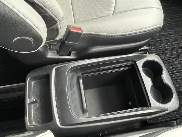 トヨタ ヴェルファイア Z 千葉県 2016(平28)年 3.7万km グレーメタリック 純正10インチナビ(NSZN-Z66T)/・フルセグ/BT/DVD/CD/バックカメラ/クリアランスソナー/ステアリングスイッチ/ETC/両側パワースライドドア/電動パーキングブレーキ/LEDヘッドライト/オートライト/フォグライト/スマートキー/プッシュスタート/純正フロアマット/純正18インチAW/アドミレイションマフラー/車高調