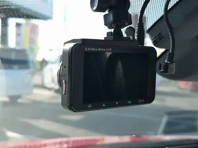 トヨタ プリウス A プレミアム 茨城県 2019(平31)年 6.4万km エモーショナルレッドⅡ 純正ナビ/【ラジオ・DISC・TV・SD・BT】/パーキングアシスト/100V電源/BSM/HUD/パワーシート/シートヒーター/エアシート/レーダークルコン/ETC/Bカメラ/前後ドラレコ/前後コーナーセンサー/ステリモ/オートライト/オートハイビーム/Fフォグ/LEDライト