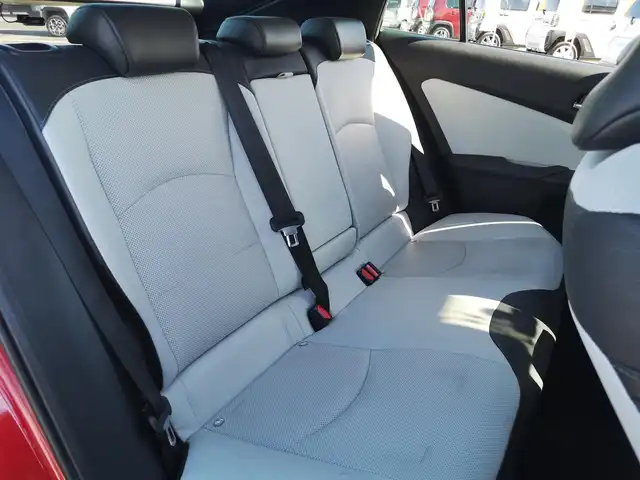 トヨタ プリウス A プレミアム 茨城県 2019(平31)年 6.4万km エモーショナルレッドⅡ 純正ナビ/【ラジオ・DISC・TV・SD・BT】/パーキングアシスト/100V電源/BSM/HUD/パワーシート/シートヒーター/エアシート/レーダークルコン/ETC/Bカメラ/前後ドラレコ/前後コーナーセンサー/ステリモ/オートライト/オートハイビーム/Fフォグ/LEDライト