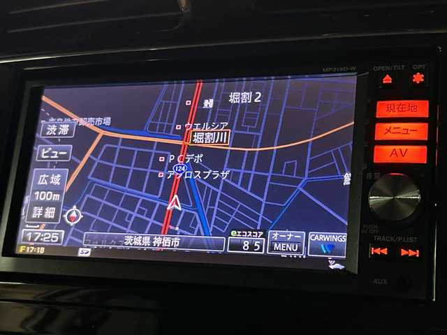 日産 セレナ ハイウェイS G S HV Aセーフ 茨城県 2014(平26)年 7.1万km ブリリアントシルバー 純正メモリナビ【MP313D-W】/(地デジTV・CD・DVD・BT・ラジオ再生)/両側パワースライドドア/クルーズコントロール/衝突軽減ブレーキ/ETC/オートライト/LEDヘッドライト/純正16inアルミホイール/純正フロアマット/スマートキー/スペアキー/取扱説明書/保証書