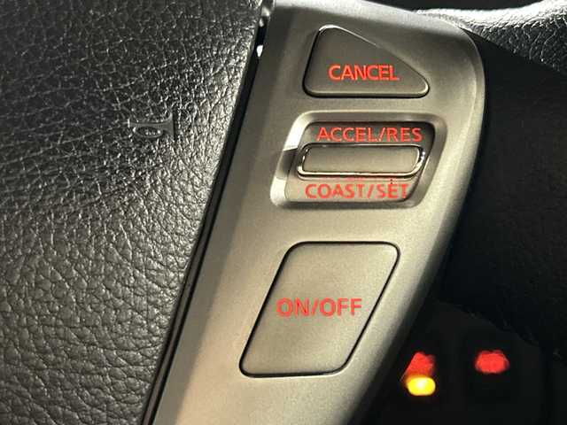 日産 セレナ ハイウェイS G S HV Aセーフ 茨城県 2014(平26)年 7.1万km ブリリアントシルバー 純正メモリナビ【MP313D-W】/(地デジTV・CD・DVD・BT・ラジオ再生)/両側パワースライドドア/クルーズコントロール/衝突軽減ブレーキ/ETC/オートライト/LEDヘッドライト/純正16inアルミホイール/純正フロアマット/スマートキー/スペアキー/取扱説明書/保証書