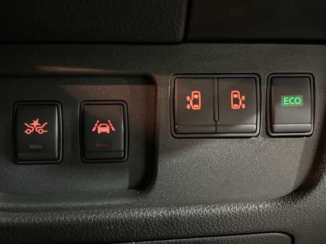 日産 セレナ ハイウェイS G S HV Aセーフ 茨城県 2014(平26)年 7.1万km ブリリアントシルバー 純正メモリナビ【MP313D-W】/(地デジTV・CD・DVD・BT・ラジオ再生)/両側パワースライドドア/クルーズコントロール/衝突軽減ブレーキ/ETC/オートライト/LEDヘッドライト/純正16inアルミホイール/純正フロアマット/スマートキー/スペアキー/取扱説明書/保証書