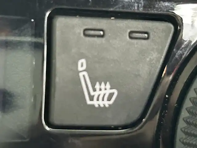 日産 ノート オーテック クロスオーバーFOUR 道央・札幌 2022(令4)年 4.3万km ガーネットレッド ・ワンオーナー/・４WD/・純正９インチメモリーナビ/　AndroidAuto/HDMI/BT/USB/フルセグTV/・アラウンドビューモニター/・ドライブレコーダー前後/・ビルトインETC2.0/・インテリジェントルームミラー/・ワイヤレス充電/・プロパイロット/・衝突被害軽減ブレーキ/・レーンキープアシスト/・クリアランスソナー/・後側方車両検知警報/・衝突防止支援/・標識検知支援/・オートブレーキホールド/・アイドリングストップ/・横滑り防止装置/・ABS/・オートマチックハイビーム/・オートライト/・LEDヘッドライト/・レザーシート/・D+N席シートヒーター/・ステアリングヒーター/・純正フロアマット/・プッシュスタート/・スマートキー/・取/保