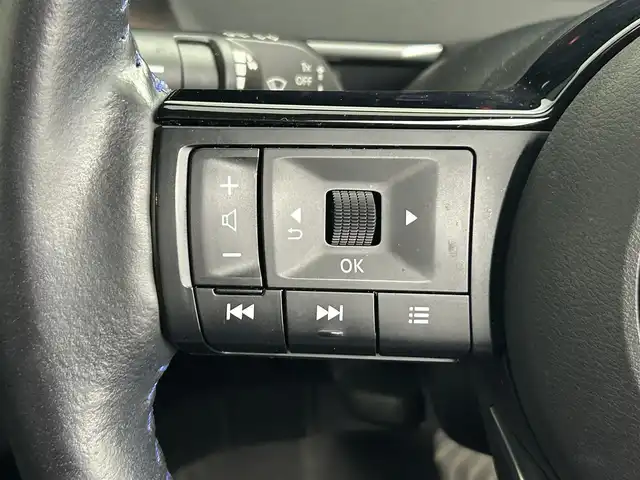 日産 ノート オーテック クロスオーバーFOUR 道央・札幌 2022(令4)年 4.3万km ガーネットレッド ・ワンオーナー/・４WD/・純正９インチメモリーナビ/　AndroidAuto/HDMI/BT/USB/フルセグTV/・アラウンドビューモニター/・ドライブレコーダー前後/・ビルトインETC2.0/・インテリジェントルームミラー/・ワイヤレス充電/・プロパイロット/・衝突被害軽減ブレーキ/・レーンキープアシスト/・クリアランスソナー/・後側方車両検知警報/・衝突防止支援/・標識検知支援/・オートブレーキホールド/・アイドリングストップ/・横滑り防止装置/・ABS/・オートマチックハイビーム/・オートライト/・LEDヘッドライト/・レザーシート/・D+N席シートヒーター/・ステアリングヒーター/・純正フロアマット/・プッシュスタート/・スマートキー/・取/保