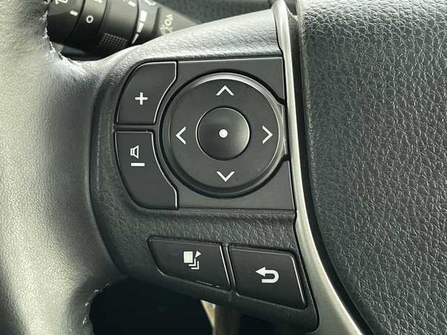 トヨタ ノア Si 千葉県 2019(令1)年 3.5万km ホワイトパールクリスタルシャイン サンルーフ/アルパイン11インチナビ/(フルセグTV/CD/DVD/BT/AM/FM)/全周囲カメラ/ドライブレコーダー/衝突被害軽減システム/車線逸脱警報/バックカメラ/クルーズコントロール/アルパイン12フリップダウンモニター/両側パワースライドドア/横滑り防止装置/ETC/アイドリングストップ/LEDヘッドライト/フォグランプ/オートライト/ウィンカーミラー/電動格納ミラー/純正16インチAW/シートリフター/プッシュスタート/スマートキー/フロアマット/スペアキー/取扱説明書/保証書