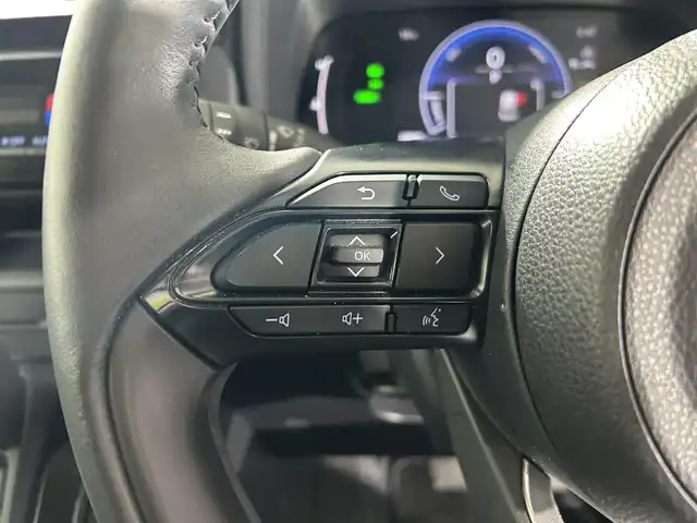 トヨタ シエンタ ハイブリッド Z 佐賀県 2022(令4)年 2.9万km ホワイトパールクリスタルシャイン 純正１０．５型ナビ/(フルセグTV/Bluetooth/MiraCast/USB/SD録音)/衝突軽減システム/全方位カメラ/コーナーセンサー/レーンアシスト/レーダークルーズコントロール/両側パワースライドドア/シートヒーター/ハンドルヒーター/純正１５インチアルミホイール/後席サーキュレーター/ＬＥＤヘッドライト/オートライト/オートマチックハイビーム/フォグライト/ナビ連動前後ドライブレコーダー/純正フロアマット/ビルトインＥＴＣ2.0/スマートキー/スペアキー×１