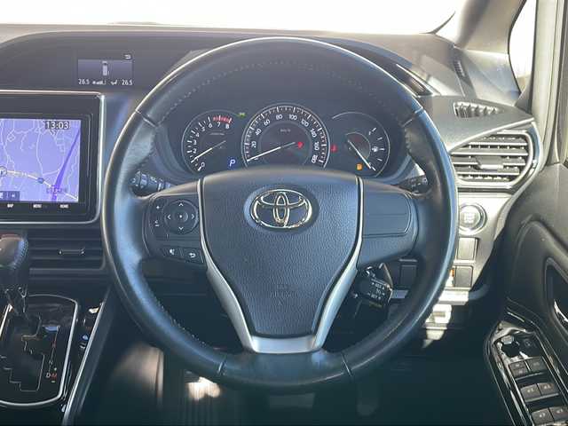 トヨタ エスクァイア Xi 長野県 2018(平30)年 5.8万km スパークリングブラックパールクリスタルシャイン ４ＷＤ/トヨタセーフティセンス/純正9型メモリナビフルセグＴＶ/バックカメラ/ETC/ドライブレコーダー/左側パワースライドドア/純正エンジンスターター/社外17インチアルミ/プッシュスタート/スマートキー/スペアキー