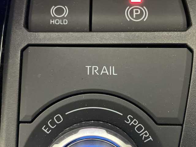 トヨタ ＲＡＶ４ HV アドベンチャー オフロードPKGⅡ 神奈川県 2023(令5)年 4.3万km 緑 トヨタセーフティセンス/純正10.5型ディスプレイオーディオ/・BT/フルセグTV/USB/MiraCast/パノラミックビューモニター/デジタルインナーミラー/ビルトインETC2.0/TRAILモード/レザーシート/パワーシート(D)/メモリシート(D)/シートヒーター(D/N)/ベンチレーション(D/N)/AC100V/パワーバックドア/革巻きステアリング/ステアリングスイッチ/ステアリングヒーター/Autoライト/前後ソナー/LEDヘッドライト/フォグランプ/SOSコール/スマートキー/スペアキー/プッシュスタートボタン/ルーフレール/純正フロアマット/純セドアバイザー/純正18インチアルミホイール