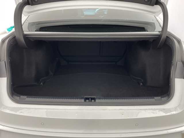 レクサス ＩＳ 300 Fスポーツ 兵庫県 2020(令2)年 3.6万km ホワイトノーヴァガラスフレーク ・ワンオーナー車/・純正10.3インチナビ/CD/DVD/Bluetooth/TV/・パノラミックビューモニター/・ビルトインETC2.0/・前後ドライブレコーダー/・ Lexus Safety System +/・プリクラッシュセーフティ/・レーントレーシングアシスト/・オートマチックハイビーム/・レーダークルーズコントロール（全車速追従機能付）/・ロードサインアシスト/・先行車発進告知機能/・ドライバー異常時対応システム/・ブラインドスポットモニター/・パーキングサポートブレーキ/・TRDエアロ/・TRDマフラー/・トランクスポイラー/・オレンジキャリパー/・レザーシート/・パワーシート/・前席シートヒーター/・ステアリングヒーター/・スマートキー/・3眼LEDライト/・TVキャンセラー/・nanoeX/・ドアミラーヒーター/・純正アルミホイール/・純正フロアマット