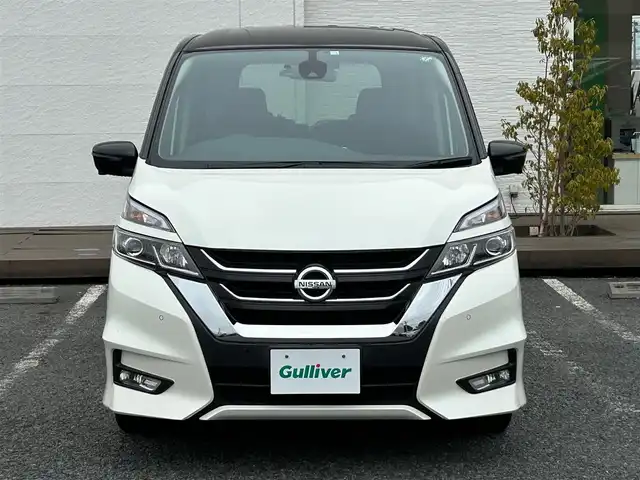 日産 セレナ ハイウェイスター Vセレクション 千葉県 2018(平30)年 2.5万km ブリリアントホワイトパール 2トーン 純正ナビ/フリップダウンモニター/全方位カメラ/ＴＶ/ＢＴ/ＣＤ/ＤＶＤ/Blu-ray/ＨＤＭＩ/ＵＳＢ/ＥＴＣ/ドラレコ/両側パワスラ/クルコン/純正フロアマット/純正ＡＷ/ＬＥＤヘッドライト/ロールサンシェード/WAC/Wエアバッグ/カーテンエアバッグ