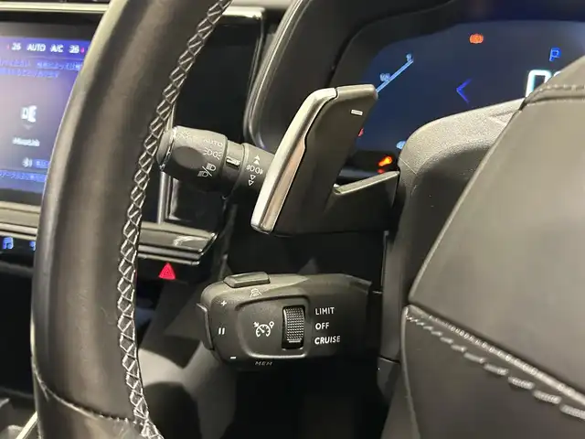 ＤＳオートモビル ＤＳ７ クロスバック グランシック ブルーHDi 福岡県 2019(令1)年 4.7万km 茶 純正ナビ　/Ｂｌｕｅｔｏｏｔｈ　/ＡｐｐｌｅＣａｒＰｌａｙ　/Ｂカメラ　/ＡＣＣ　/ＢＳＭ　/パドルシフト　/メモリ付パワーシート　/シートヒーター　/電動パワーバックドア　/アンビエントライト　/ブラックナッパレザー