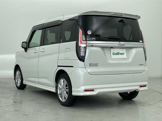三菱 デリカＤ：２ ハイブリッドMZ 全方位カメラパッケージ 宮城県 2023(令5)年 2.5万km ピュアホワイトP スズキセーフティサポート	/・後退時ブレーキサポート	/・車線逸脱抑制制御機能	/・車線逸脱警報機能	/・パーキングソナー	/・横滑り防止装置	/・ハイビームアシスト	/アダプティブクルーズコントロール/両側パワースライドドア/ケンウッドメモリナビ（MDV-D709BT）/・BT.CD/DVD.AM/FM.HDMI/全方位カメラ/カラーヘッドアップディスプレイ/ETC/純正15inAW/シートヒーター（D/N）/LEDヘッドライト/ドライブレコーダー（前方）/ステアリングスイッチ/純正フロアマット/アイドリングストップ/プッシュスタート/スマートキー