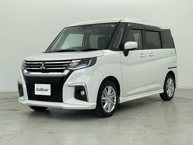 三菱 デリカＤ：２ ハイブリッドMZ 全方位カメラパッケージ 宮城県 2023(令5)年 2.5万km ピュアホワイトP スズキセーフティサポート	/・後退時ブレーキサポート	/・車線逸脱抑制制御機能	/・車線逸脱警報機能	/・パーキングソナー	/・横滑り防止装置	/・ハイビームアシスト	/アダプティブクルーズコントロール/両側パワースライドドア/ケンウッドメモリナビ（MDV-D709BT）/・BT.CD/DVD.AM/FM.HDMI/全方位カメラ/カラーヘッドアップディスプレイ/ETC/純正15inAW/シートヒーター（D/N）/LEDヘッドライト/ドライブレコーダー（前方）/ステアリングスイッチ/純正フロアマット/アイドリングストップ/プッシュスタート/スマートキー