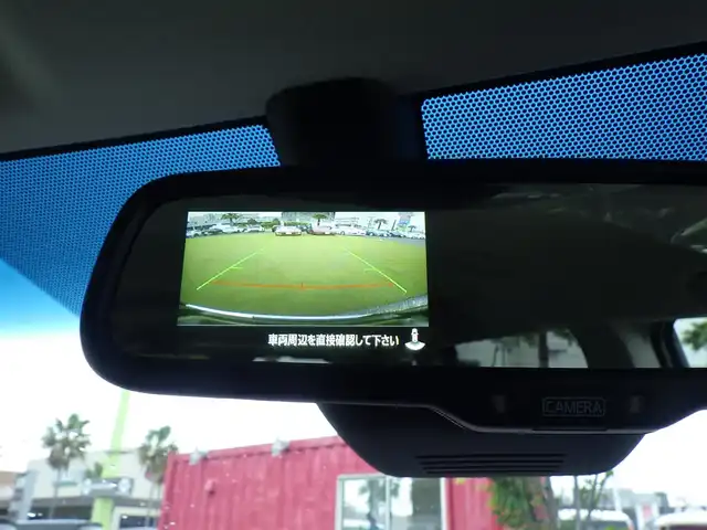 三菱 デリカＤ：５ シャモニー 千葉県 2025(令7)年 0.1万km未満 黒Ⅱ 【CHAMONIX (7人)　4WD　e-Assist/オリジナルナビ取付パッケージ＋リアモニター取付パッケージ(25/300)　ステップレス　（7人）D:5専用11型ナビゲーション(322/300)/e-Assist/・衝突被害軽減ブレーキシステム（FCM）/・車線逸脱警報システム（LDW）/・レーダークルーズコントロールシステム（ACC）/・誤発進抑制機能（前進＆後退時）（UMS）/・オートマチックハイビーム[AHB]/両側パワースライドドア/エレクトリックテールゲート/純正メモリーナビ/地デジTV/【DVD/CD再生機能　Bluetooth接続】/マルチアラウンドモニター/運転席パワーシート/前席シートヒーター/ステアリングヒーター/ステアリングスイッチ/革巻きステアリング/パドルシフト/純正18インチアルミホイル/サイド/カーテンエアバッグ/キーレスオペレーションシステム