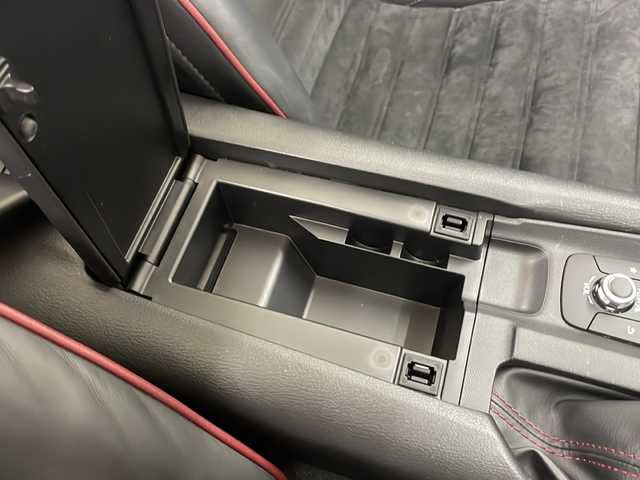 マツダ ロードスター RS 長崎県 2019(平31)年 2.7万km ジェットブラックマイカ ワンオーナー/6速マニュアル/純正メモリーナビ/（DVD/CD/Bluetooth/フルセグ）/BOSE9スピーカーサウンドシステム/セーフティパッケージ/・クルーズコントロール/・アダプティブLEDヘッドライト/・ドライバーアテンションアラート/交通標識認識システム/ブラインドスポットモニター/車線逸脱警報/衝突被害軽減ブレーキ/LEDオートヘッドライト/BILSTEINダンパー/マツダフロントタワーバー/純正RECARO製スポーツシート/ETC/スマートキー×2