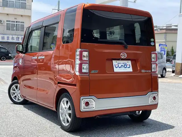 ダイハツ ウェイク X SA 沖縄県 2014(平26)年 3.6万km トニコオレンジメタリック (株)IDOMが運営する【じしゃロンコザ店】の自社ローン専用車両になりますこちらは現金またはオートローンご利用時の価格です。自社ローンご希望の方は別途その旨お申付け下さい/・社外ナビ/・バックカメラ/・TV/・片側パワースライドドア/・スマートキー/・プッシュスタート/・純正アルミホイール/・オートライト