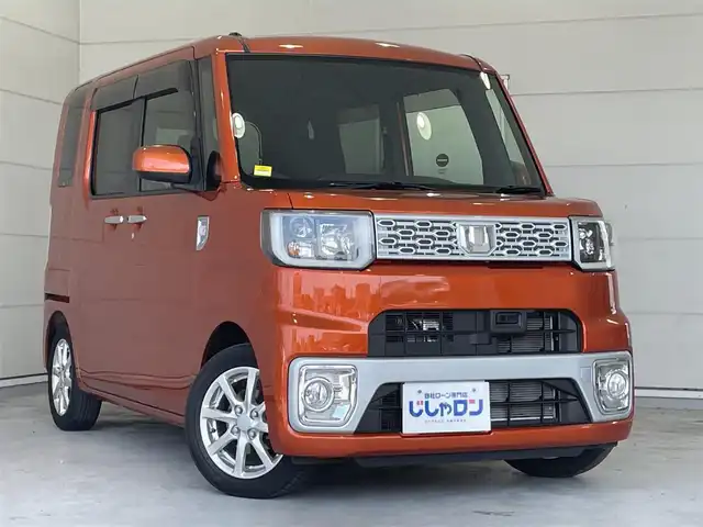 ダイハツ ウェイク X SA 沖縄県 2014(平26)年 3.6万km トニコオレンジメタリック (株)IDOMが運営する【じしゃロンコザ店】の自社ローン専用車両になりますこちらは現金またはオートローンご利用時の価格です。自社ローンご希望の方は別途その旨お申付け下さい/・社外ナビ/・バックカメラ/・TV/・片側パワースライドドア/・スマートキー/・プッシュスタート/・純正アルミホイール/・オートライト