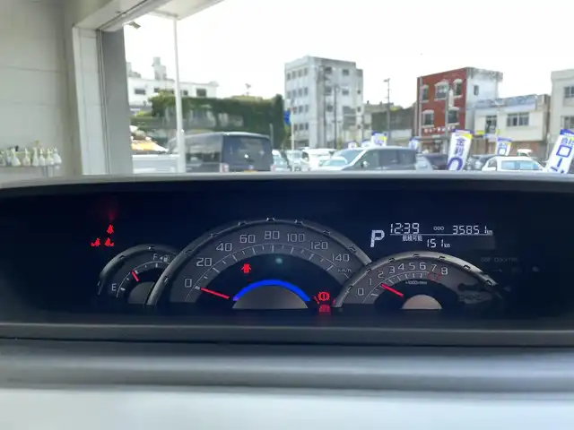 ダイハツ ウェイク X SA 沖縄県 2014(平26)年 3.6万km トニコオレンジメタリック (株)IDOMが運営する【じしゃロンコザ店】の自社ローン専用車両になりますこちらは現金またはオートローンご利用時の価格です。自社ローンご希望の方は別途その旨お申付け下さい/・社外ナビ/・バックカメラ/・TV/・片側パワースライドドア/・スマートキー/・プッシュスタート/・純正アルミホイール/・オートライト