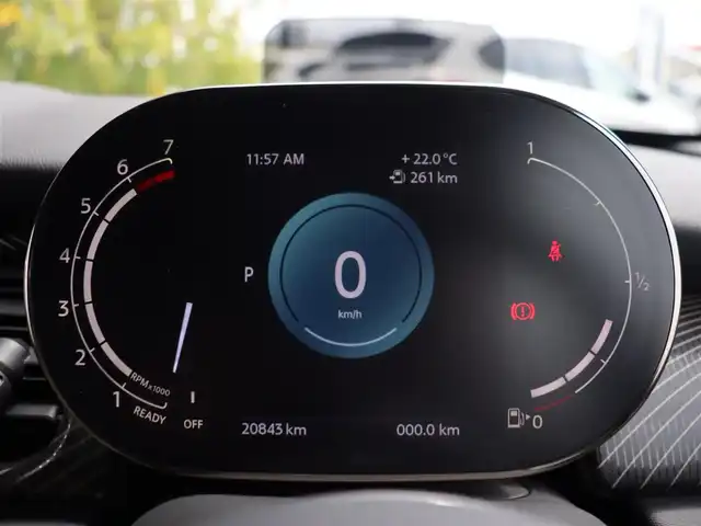 ＭＩＮＩ ＢＭＷ ミニ クーパー  レゾリュートED 静岡県 2022(令4)年 2.1万km 緑Ⅱ 特別仕様車/インテリジェントセーフティ/衝突軽減ブレーキ車線逸脱警告/MINIapp対応ディスプレイオーディオBluetooth/バックカメラ/専用ボディーカラー/専用ハーフレザーシート シートヒーター /MINIドライビングMODE/リヤガラスフィルム施工/ミラー一体型DSRCETC/コンフォートアクセス/LEDヘッドライト/前後パークディスタンス