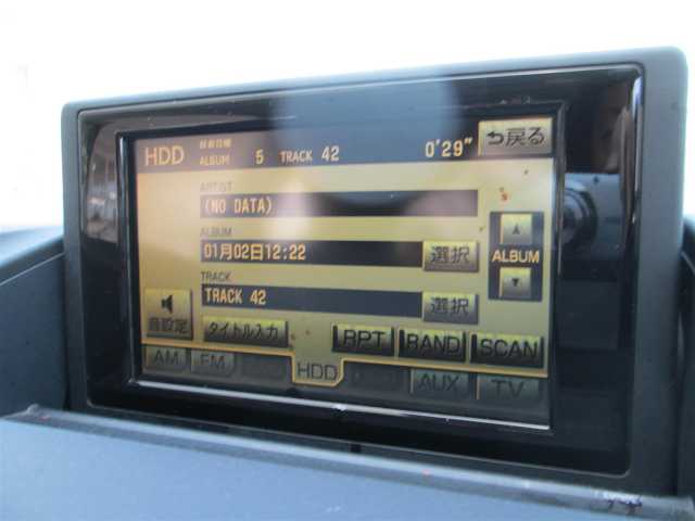 レクサス ＣＴ 200h バージョンL 千葉県 2011(平23)年 8.4万km ホワイトパールクリスタルシャイン 純正HDDナビ、フルセグTV/純正オーディオ【DVD/CD/USB/AUX】/バックモニター/サンルーフ/黒革シート/HIDヘッドライト&社外LEDフォグ/純正17インチアルミホイール/ウィンカードアミラー/運転席パワーシート&シートメモリー/前席シートヒーター/クルーズコントロール/パドルシフト付きステアリング/前後コーナーセンサー/ビルトインETC、スペアキー/取扱説明書/ナビ取扱説明書/新車時保証書/H25.26.27.28.29.R1整備記録簿
