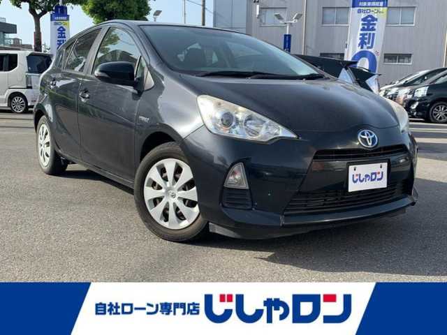 トヨタ アクア S 福井県 2012(平24)年 7.3万km ブラックマイカ (株)IDOMが運営する【じしゃロン福井店】の自社ローン専用車両になりますこちらは現金またはオートローンご利用時の価格です。自社ローンご希望の方は別途その旨お申付け下さい/純正ナビ/バックカメラ/ETC　/純正フロアマット/プッシュスタート/スマートキー