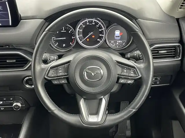マツダ ＣＸ－５ XD スマートエディション 岡山県 2020(令2)年 1万km ジェットブラックマイカ 純正８インチナビ/（Bluetooth/フルセグTV/CD/DVD）/アラウンドビューモニター/レーダークルーズコントロール/オートハイビーム/シートヒーター/ステアリングヒーター/衝突軽減ブレーキシステム/４ＷＤ　/ブラインドスポットモニター/D席メモリー付きパワーシート/トラフィックサインリコグニション/コーナーセンサー/スマートキー×2/取扱説明書
