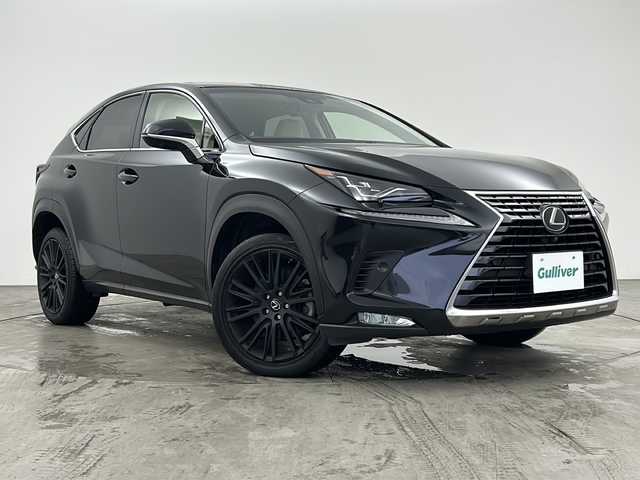レクサス ＮＸ 300 Iパッケージ 兵庫県 2017(平29)年 4.1万km グラファイトブラックガラスフレーク ・純正ナビ&Bluetooth&CD&DVD&SD&Miracast&USB/・全方位カメラ/・LEXUSsafety/・プリクラッシュセーフティ/・レーンディパーチャーアラート/・ブラインドスポットモニター/・オートマチックハイビーム/・クリアランスソナー/・ステアリングヒーター/・パドルシフト/・レーダークルーズコントロール/・電動パーキングブレーキ/・ビルドインETC2.0/・レザーシート/・ヒートシーター（D席＋N席）/・メモリシート（D席）/・パワーバックドア/・純正フロアマット/・電動リアゲート/・純正19インチアルミホイール/・スマートキー/・3眼LEDヘッドライト/・オートライト/・オートマチックハイビーム/・Wエアバッグ/・カーテンエアバッグ/・アイドリングストップ