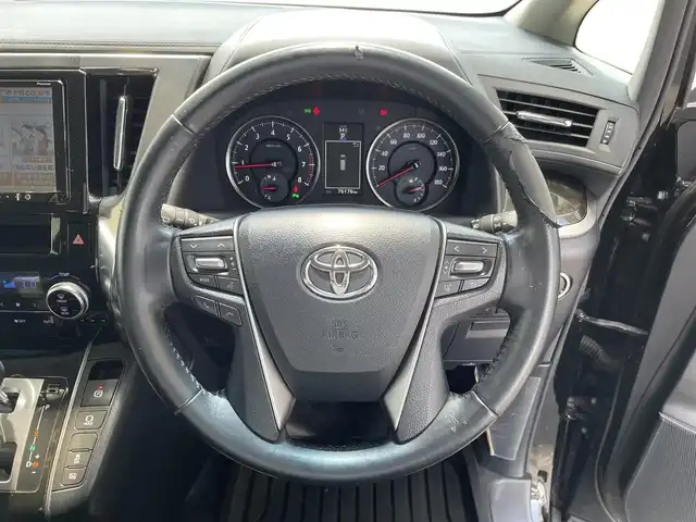 トヨタ ヴェルファイア Z 三重県 2015(平27)年 7.7万km ブラック 登録時76172km/禁煙車/カロッツェリア9インチナビ(AM/FM/CD/DVD/ワンセグ/Bluetooth)/カロッツェリア10.2インチフリップダウンモニター/ETC/LED/バックカメラ/前後クリアランスソナー/片側パワースライドドア/オートライト/オートホールドブレーキ/横滑り防止装置/電格ミラー/プッシュスタート/スマートキー×2