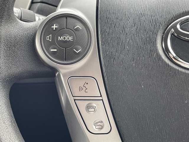 トヨタ プリウス α S 島根県 2015(平27)年 14.1万km シルバーM 純正ナビ（NSCP-W64)/AM/FM/BT/ワンセグTV/バックカメラ/ビルトインETC/前後ドライブレコーダー/純正16インチアルミホイール/ウィンカーミラー/アイドリングストップ/横滑り防止装置/フォグライト/オートライト/プッシュエンジンスタート/純正フロアマット/ドアバイザー