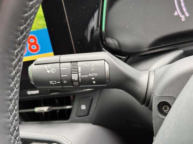 レクサス ＮＸ 250 バージョンL 神奈川県 2023(令5)年 1.1万km ソニッククォーツ 14インチディスプレイオーディオプラス/　・全方位カメラ/　・フルセグTV/BT/AppleCarPlay/AndroidAuto/OP/　・純正エアロ/　・ムーンルーフ/Lexus Safety System ＋/　・レーンディパーチャーアラート/　・レーントレーシングアシスト/　・レーダークルーズコントロール/　・ロードサインアシスト/　・発進遅れ告知機能/　・ドライバー異常時対応システム/　・プロアクティブドライビングアシスト/本革シート/　・前席シートベンチレーション＋シートヒーター/　・後席シートヒーター/ビルトインETC2.0/前後ドライブレコーダー/AC100V/100W/ハンズフリーパワーバックドア/スマートキー×3