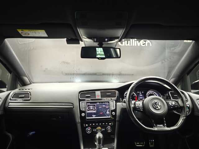 フォルクスワーゲン ゴルフ Ｒ 群馬県 2016(平28)年 6.3万km ディープブラックパールエフェクト 黒革シート/バックカメラ/TSW19インチAW/ACC/ブラインドスポットアシスト/レーンキープアシスト/純正ナビ/運転席パワーシート/前席シートヒーター/パークアシスト/ETC2.0/スマートキー