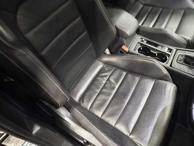 フォルクスワーゲン ゴルフ Ｒ 群馬県 2016(平28)年 6.3万km ディープブラックパールエフェクト 黒革シート/バックカメラ/TSW19インチAW/ACC/ブラインドスポットアシスト/レーンキープアシスト/純正ナビ/運転席パワーシート/前席シートヒーター/パークアシスト/ETC2.0/スマートキー