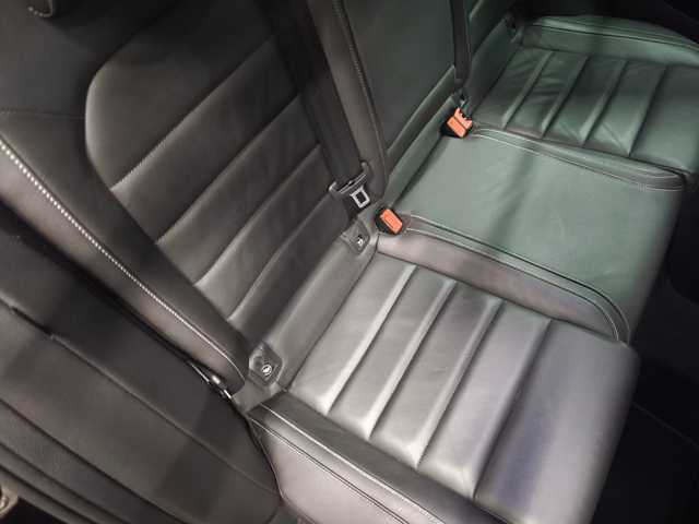 フォルクスワーゲン ゴルフ Ｒ 群馬県 2016(平28)年 6.3万km ディープブラックパールエフェクト 黒革シート/バックカメラ/TSW19インチAW/ACC/ブラインドスポットアシスト/レーンキープアシスト/純正ナビ/運転席パワーシート/前席シートヒーター/パークアシスト/ETC2.0/スマートキー