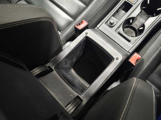 フォルクスワーゲン ゴルフ Ｒ 群馬県 2016(平28)年 6.3万km ディープブラックパールエフェクト 黒革シート/バックカメラ/TSW19インチAW/ACC/ブラインドスポットアシスト/レーンキープアシスト/純正ナビ/運転席パワーシート/前席シートヒーター/パークアシスト/ETC2.0/スマートキー