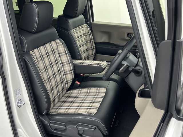 ホンダ Ｎ ＢＯＸ JOY ターボ 岐阜県 2025(令7)年 0.1千km プラチナホワイトパール 登録済未使用車/純正9インチナビ【LXU-242NBi】/CD　DVD/Bluetooth/SD/USB/AppleCarplay/AndoroidAuto/フルセグテレビ/バックカメラ/両側パワースライドドア/ステアリングリモコン/パドルシフト/オートライト/LEDヘッドライト/ヘッドライトレベライザー/クルーズコントロール/レーンキープアシスト/衝突軽減機能