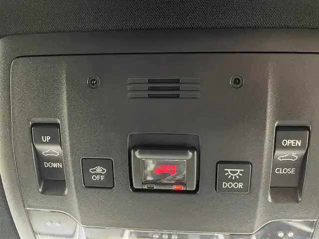 レクサス ＮＸ 300h Fスポーツ 熊本県 2014(平26)年 5.4万km ブラック サンルーフ　/純正ナビ（ＣＤ・ＤＶＤ・フルセグ・ＢＴ・ＳＤ・ＵＳＢ）/純正前方ドライブレコーダー　/全周囲カメラ　/ＥＴＣ　/レーダークルーズコントロール　/前後クリアランスソナー/ブラインドスポットモニター　/前席エアーシート　/前後シートヒーター/ステアリングヒーター/衝突軽減ブレーキ/横滑り防止/純正フロアマット/純正１８インチAW/オートライト/三眼LEDヘッドライト/フォグライト/スマートキー/プッシュスタート