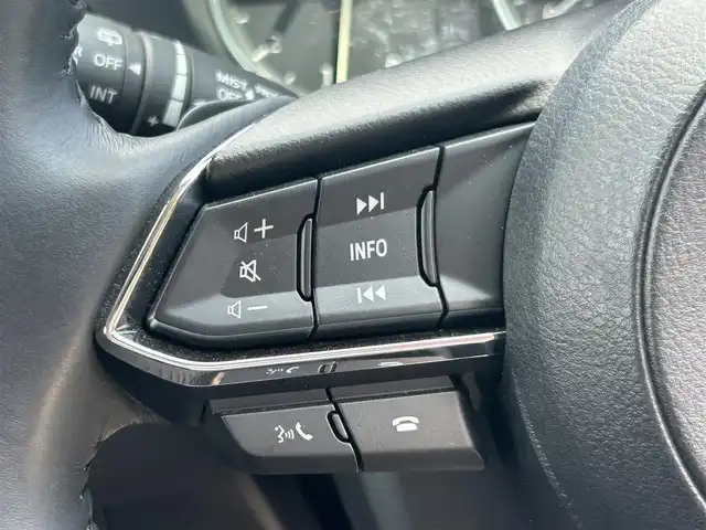 マツダ ＣＸ－５ XD Lパッケージ 大阪府 2022(令4)年 2万km スノーフレイクホワイトパールマイカ ナビ　/フルセグ　/Ｂｌｕｅｔｏｏｔｈ　/全方位カメラ　/レザーシート　/シートヒーター　/ステアリングヒーター　/レーダークルーズコントロール　/ブラインドスポットモニター　/パワーバックドア　/前後ドラレコ　/ＥＴＣ