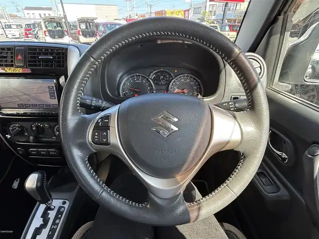 スズキ ジムニー ランドベンチャー 宮城県 2018(平30)年 5.7万km パールホワイト 登録時走行距離56786km/1オーナー/ハーフレザーシート/社外KENWOODナビ/フルセグTV/CD/DVD/Bluetooth/シートヒーター/リモコンキー/社外Egスターター/革巻きステアリング/ステアリングリモコン/ミラーヒーター/ドアバイザー/電動格納ミラー/純正フロアマット